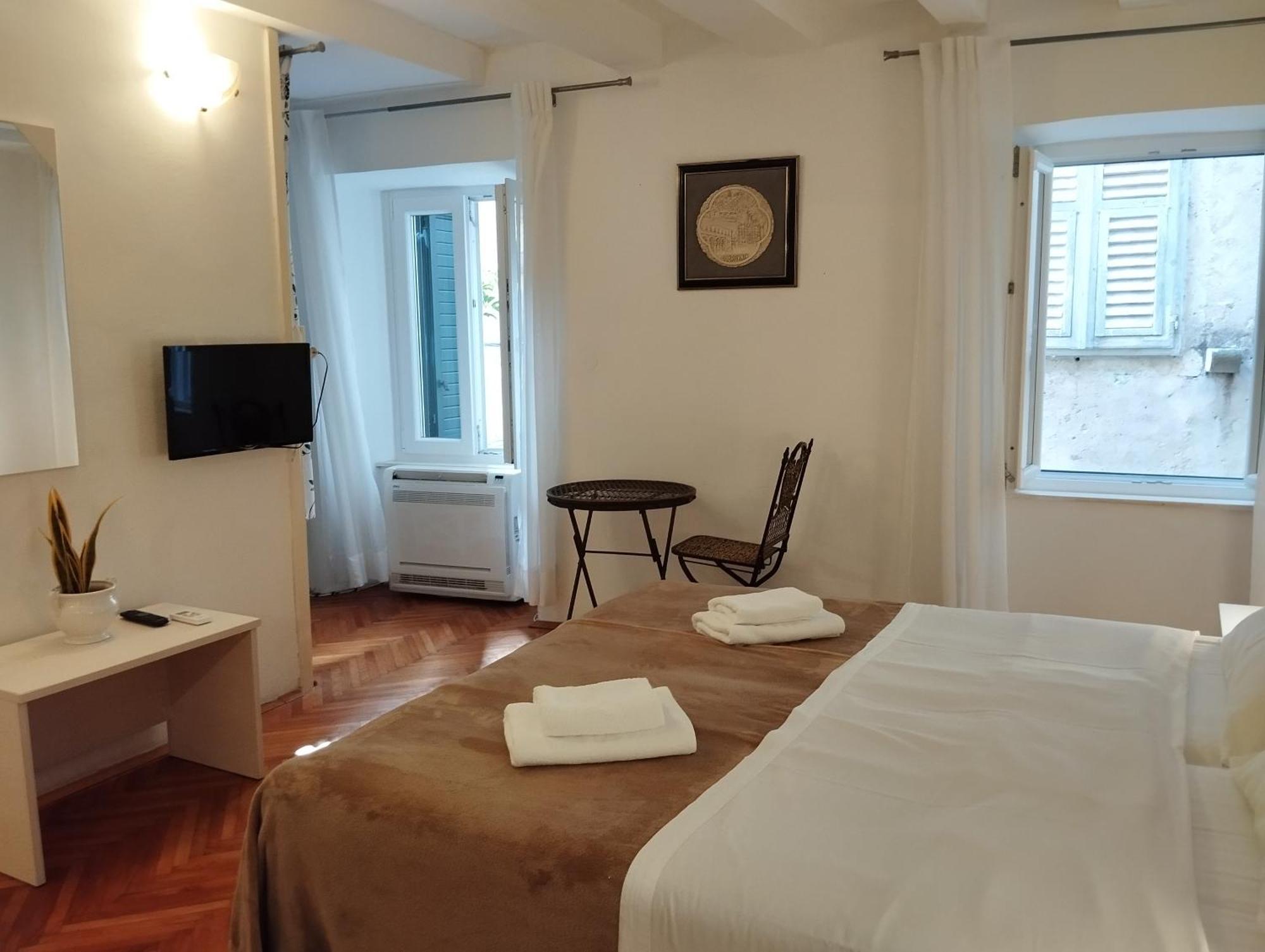 Old Town E Apartments Dubrovnik Bagian luar foto